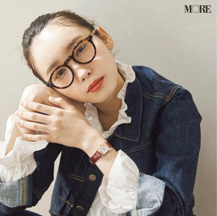 おしゃれなメガネの法則【2024年版】女性のためのメガネの選び方・かけ方・季節のコーディネート特集