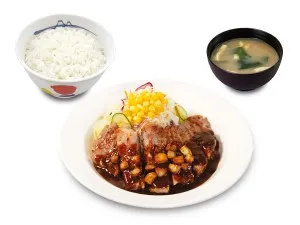 松屋「極厚200gトンテキ定食」登場！\u3000人気の平成レトロメニューが復活