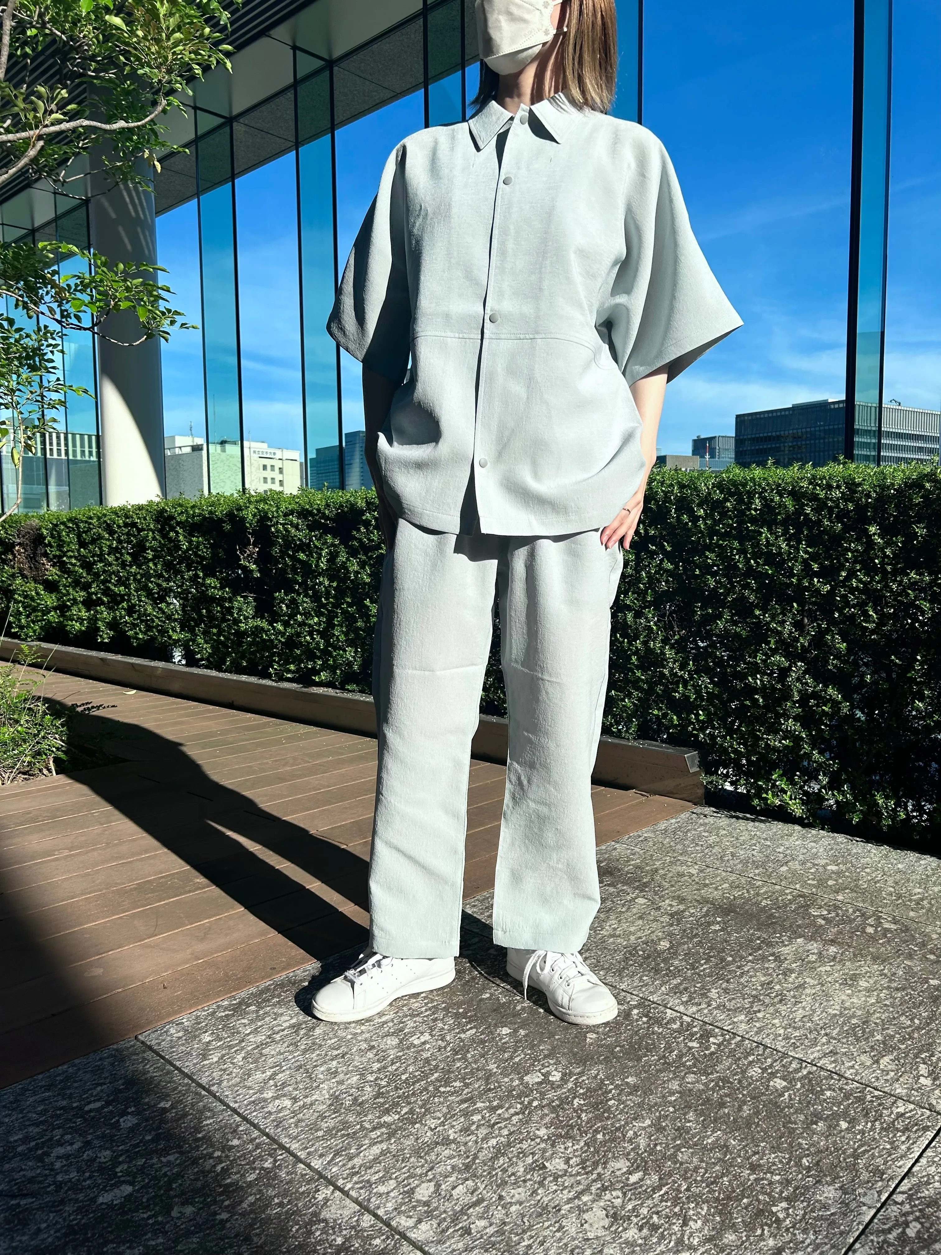 【着用レビュー】「MUJI Labo（無印良品）」のくすみブルーのセットアップをマネキン買い！