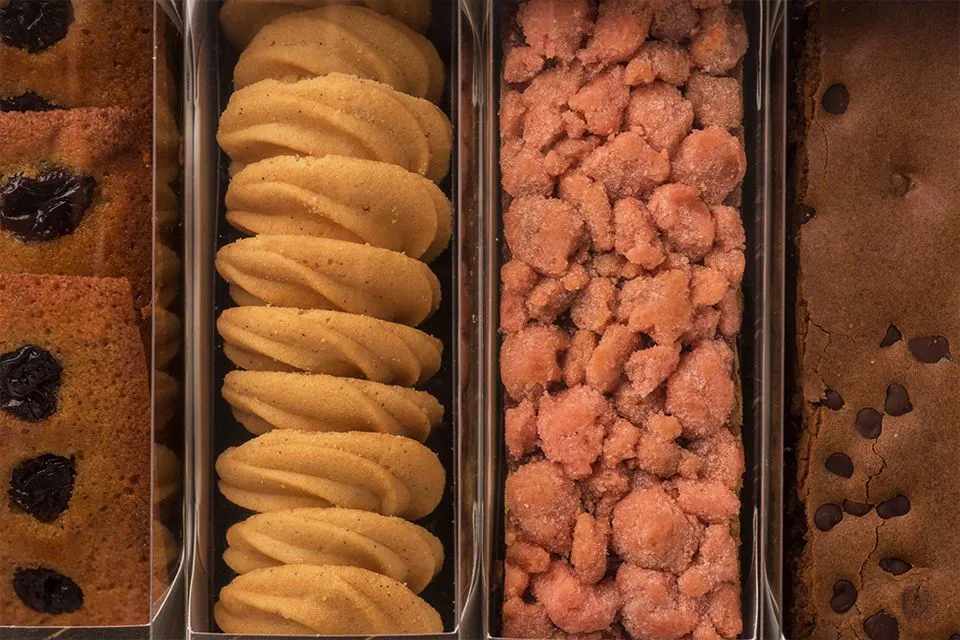 ミニボックス入りスイーツ 【焼き菓子】｜六本木の高級ホテル・レストラン｜グランドハイアット東京